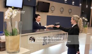 Tourist comparing Dubai hotel prices online to save money